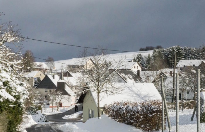 Blick ins verschneite Wolzburg