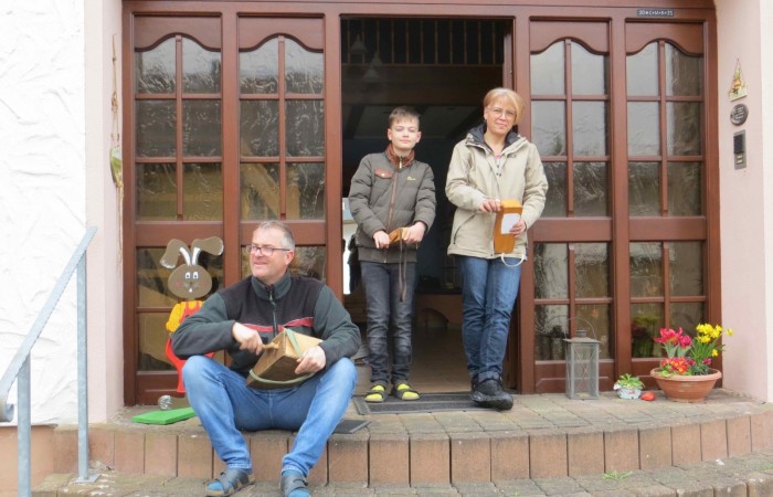 Peter Arend, Hoxel rappelt mit Papa Wolfgang und Mama Martina